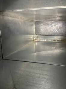 Bare galvanized steel clean duct